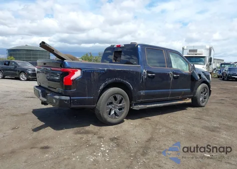 2022 Ford F-150 Lightning Lariat из США, поврежденный, VIN 1FTVW1EL9NWG15390